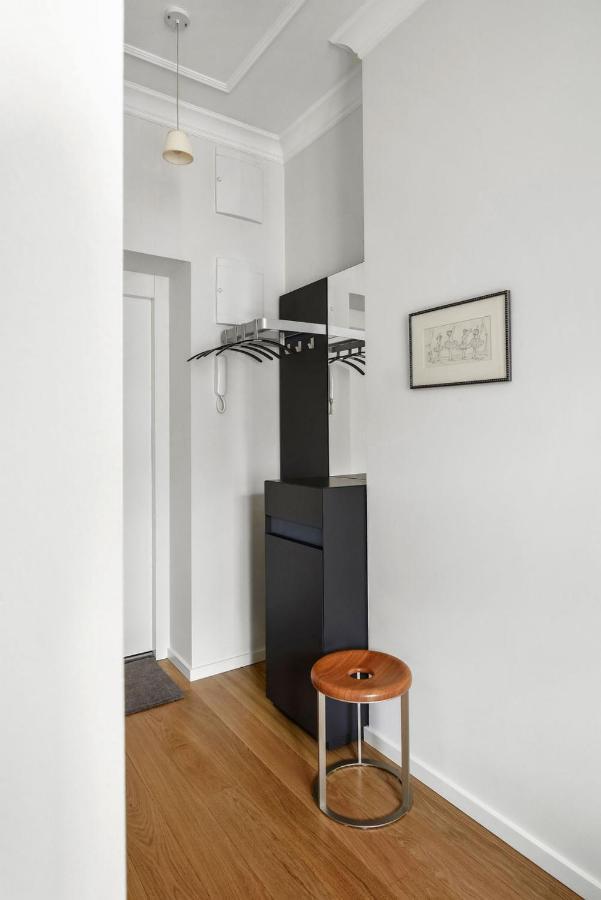Design Studio Apartment With Balcony By Hostlovers Kaunas Kültér fotó