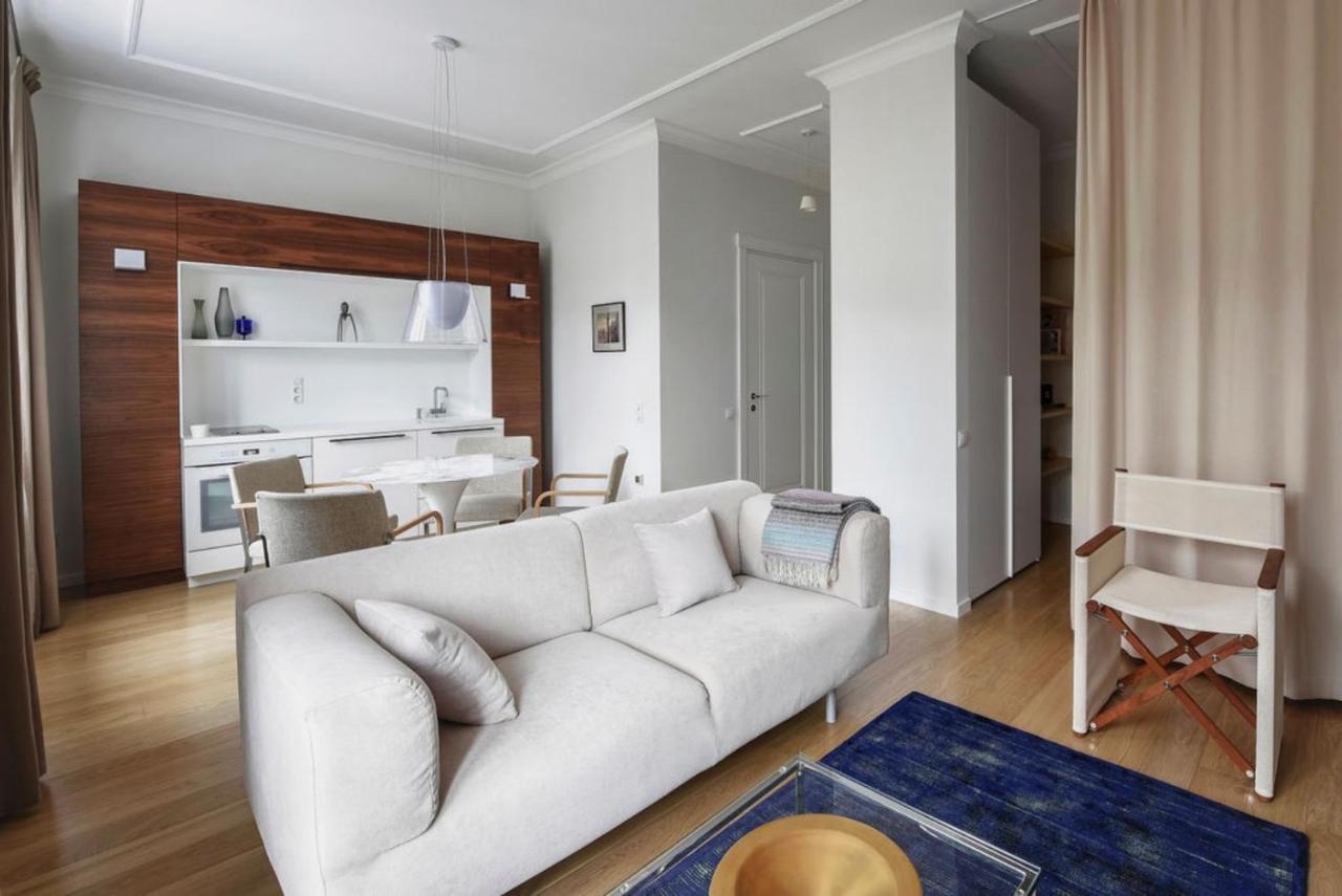 Design Studio Apartment With Balcony By Hostlovers Kaunas Kültér fotó
