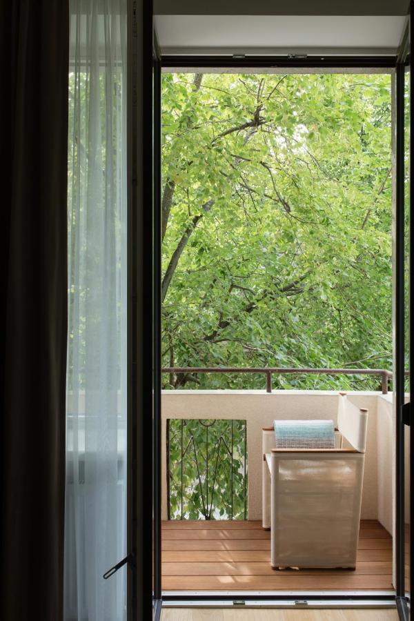 Design Studio Apartment With Balcony By Hostlovers Kaunas Kültér fotó
